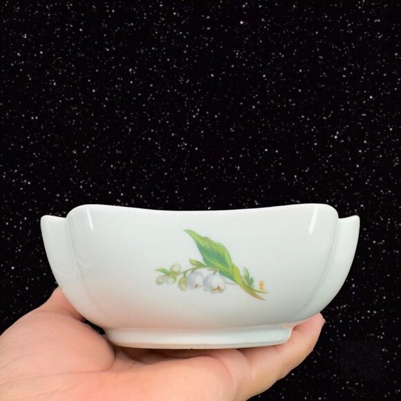 LIMOGES CASTEL PORCELAIN BUTTERFLIES AND LILY OF THE VALLEY CANDY DISH BOWL - Picture 10 of 11